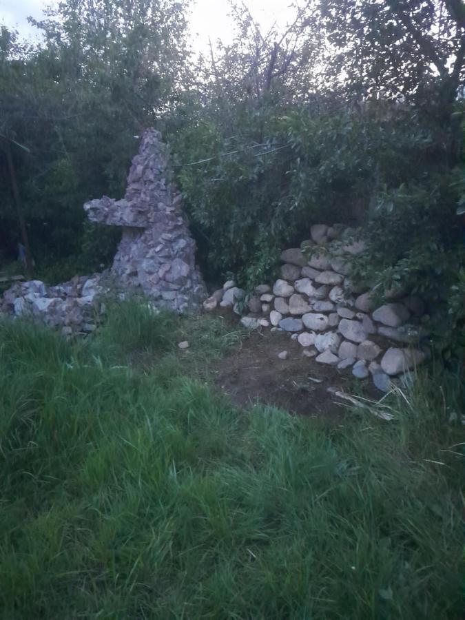 Waterfall In The Yard Karakol Extérieur photo